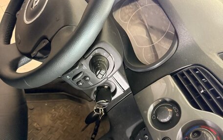 Renault Kangoo II рестайлинг, 2012 год, 750 000 рублей, 17 фотография