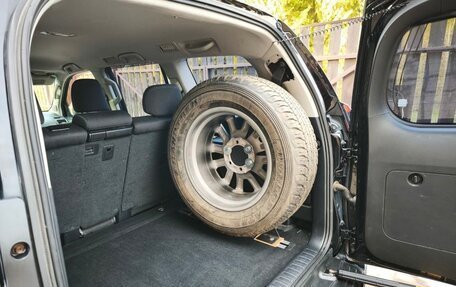Toyota Land Cruiser Prado 150 рестайлинг 2, 2018 год, 5 500 000 рублей, 17 фотография