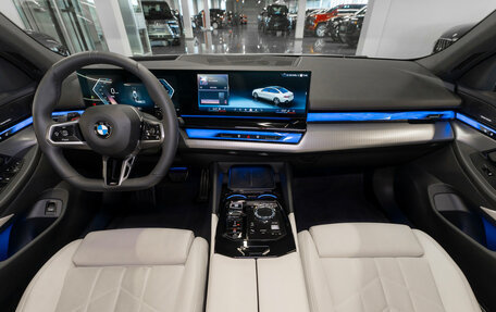 BMW 5 серия, 2025 год, 6 750 000 рублей, 12 фотография
