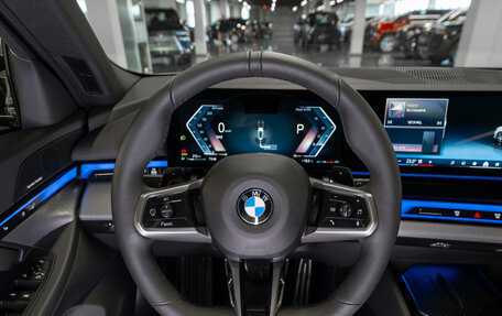 BMW 5 серия, 2025 год, 6 750 000 рублей, 13 фотография