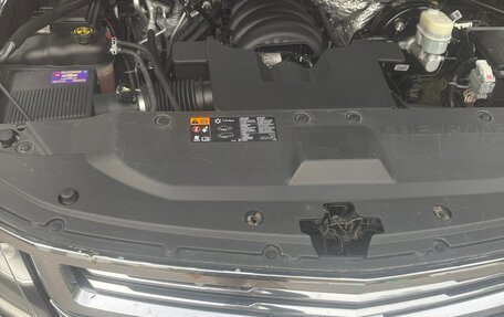 Chevrolet Tahoe IV, 2016 год, 2 850 000 рублей, 3 фотография
