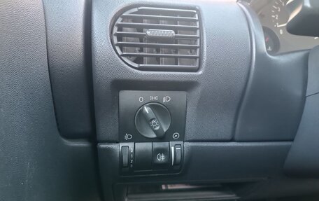 Opel Corsa C рестайлинг, 2002 год, 220 000 рублей, 10 фотография
