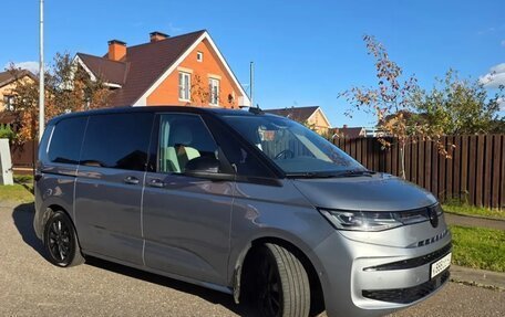Volkswagen Multivan, 2022 год, 6 950 000 рублей, 7 фотография