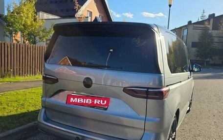 Volkswagen Multivan, 2022 год, 6 950 000 рублей, 6 фотография