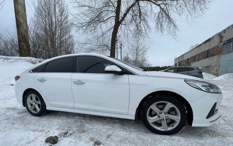 Hyundai Sonata VII, 2018 год, 2 050 000 рублей, 2 фотография