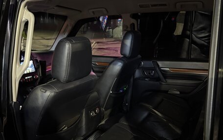 Mitsubishi Pajero IV, 2007 год, 1 070 000 рублей, 13 фотография