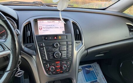 Opel Astra J, 2011 год, 750 000 рублей, 10 фотография