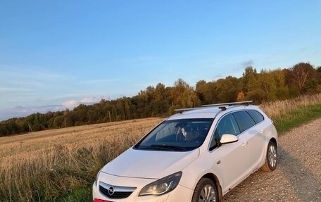 Opel Astra J, 2011 год, 750 000 рублей, 7 фотография