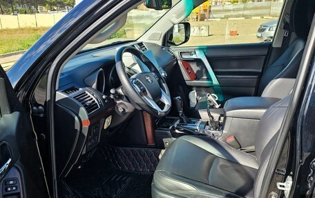 Toyota Land Cruiser Prado 150 рестайлинг 2, 2016 год, 3 850 000 рублей, 4 фотография