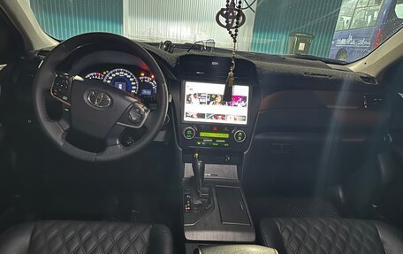 Toyota Camry, 2013 год, 1 995 000 рублей, 4 фотография