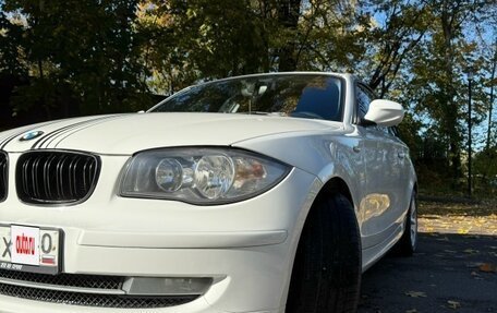 BMW 1 серия, 2011 год, 720 000 рублей, 2 фотография