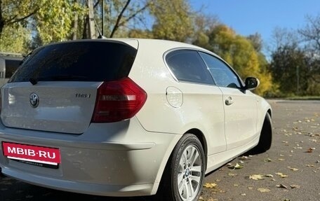 BMW 1 серия, 2011 год, 720 000 рублей, 7 фотография