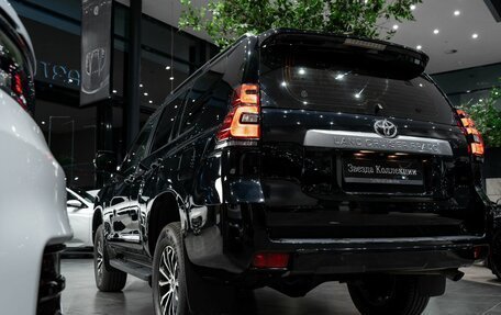Toyota Land Cruiser Prado 150 рестайлинг 2, 2020 год, 4 990 000 рублей, 4 фотография