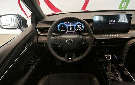 Toyota Camry, 2025 год, 4 600 000 рублей, 8 фотография