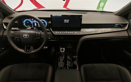 Toyota Camry, 2025 год, 4 600 000 рублей, 7 фотография