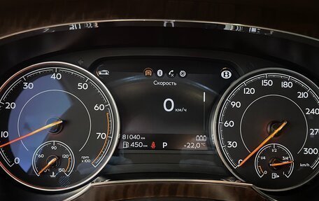 Bentley Bentayga I, 2016 год, 9 500 000 рублей, 11 фотография