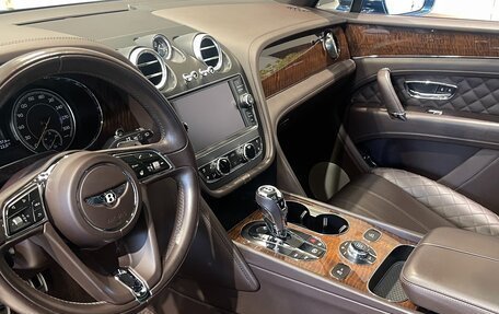 Bentley Bentayga I, 2016 год, 9 500 000 рублей, 13 фотография