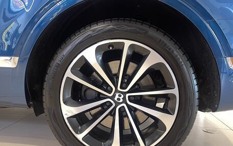 Bentley Bentayga I, 2016 год, 9 500 000 рублей, 22 фотография