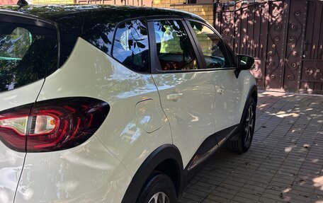 Renault Kaptur I рестайлинг, 2017 год, 1 500 000 рублей, 2 фотография