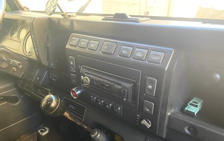 Land Rover Defender I, 2003 год, 870 000 рублей, 8 фотография