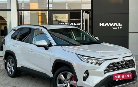 Toyota RAV4, 2021 год, 3 189 000 рублей, 3 фотография