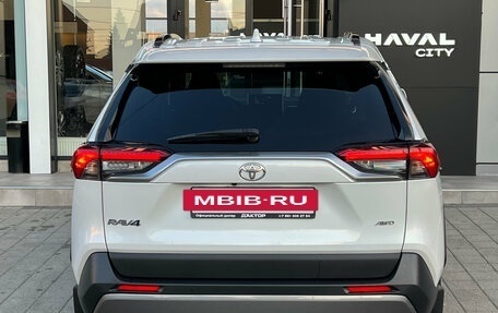 Toyota RAV4, 2021 год, 3 189 000 рублей, 5 фотография