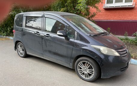 Honda Freed I, 2010 год, 840 000 рублей, 3 фотография