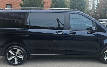 Mercedes-Benz V-Класс, 2017 год, 4 125 000 рублей, 4 фотография