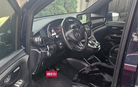Mercedes-Benz V-Класс, 2017 год, 4 125 000 рублей, 12 фотография