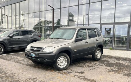 Chevrolet Niva I рестайлинг, 2017 год, 732 000 рублей, 1 фотография