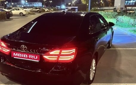 Toyota Camry, 2015 год, 2 200 000 рублей, 4 фотография