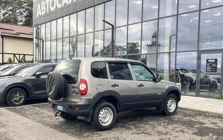 Chevrolet Niva I рестайлинг, 2017 год, 732 000 рублей, 5 фотография