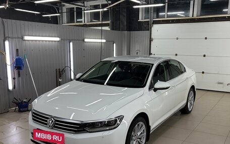Volkswagen Passat B8 рестайлинг, 2017 год, 2 450 000 рублей, 2 фотография