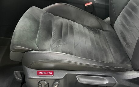 Volkswagen Passat B8 рестайлинг, 2017 год, 2 450 000 рублей, 13 фотография