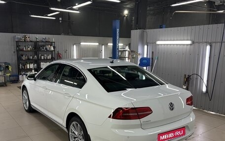 Volkswagen Passat B8 рестайлинг, 2017 год, 2 450 000 рублей, 5 фотография