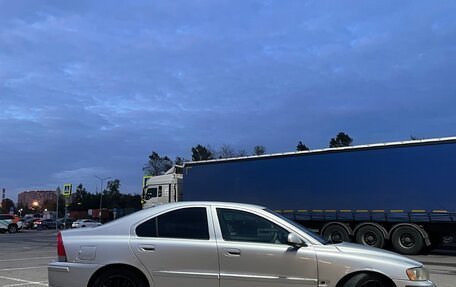 Volvo S60 III, 2002 год, 290 000 рублей, 3 фотография