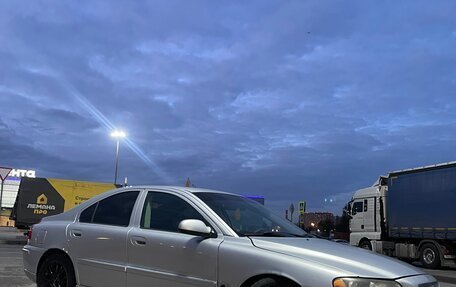 Volvo S60 III, 2002 год, 290 000 рублей, 6 фотография