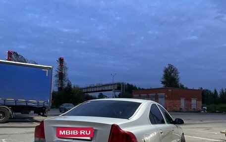 Volvo S60 III, 2002 год, 290 000 рублей, 7 фотография