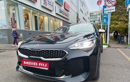 KIA Stinger I, 2018 год, 2 500 000 рублей, 3 фотография