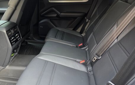 Porsche Cayenne III, 2023 год, 12 300 000 рублей, 9 фотография