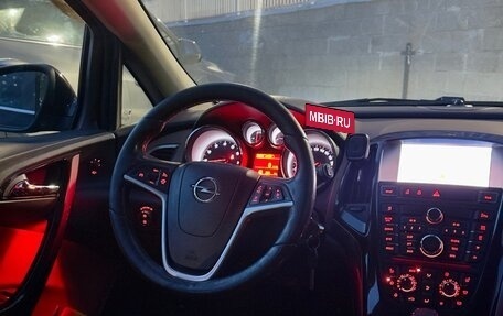 Opel Astra J, 2014 год, 1 050 000 рублей, 10 фотография
