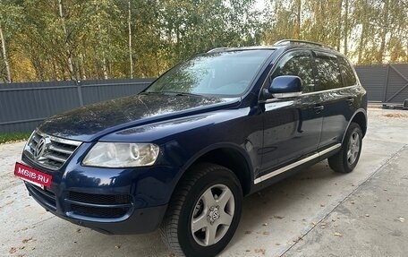 Volkswagen Touareg III, 2006 год, 750 000 рублей, 2 фотография