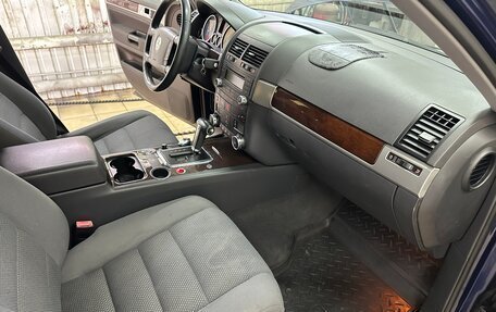 Volkswagen Touareg III, 2006 год, 750 000 рублей, 20 фотография
