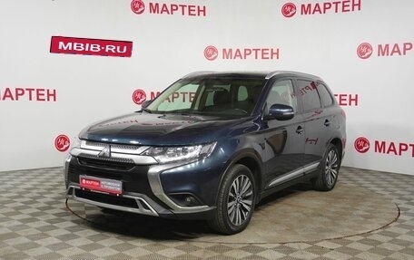 Mitsubishi Outlander III рестайлинг 3, 2020 год, 1 789 000 рублей, 1 фотография