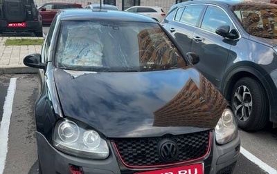 Volkswagen Golf V, 2004 год, 300 000 рублей, 1 фотография