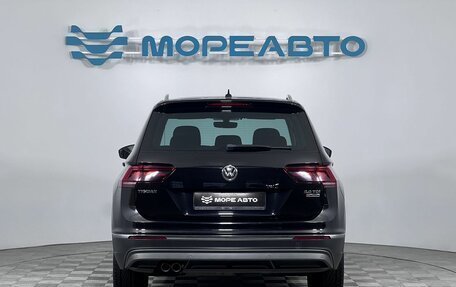 Volkswagen Tiguan II, 2017 год, 2 150 000 рублей, 6 фотография