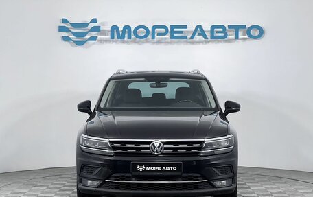 Volkswagen Tiguan II, 2017 год, 2 150 000 рублей, 2 фотография