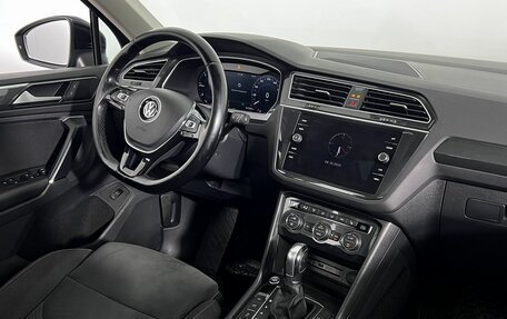 Volkswagen Tiguan II, 2017 год, 2 150 000 рублей, 13 фотография