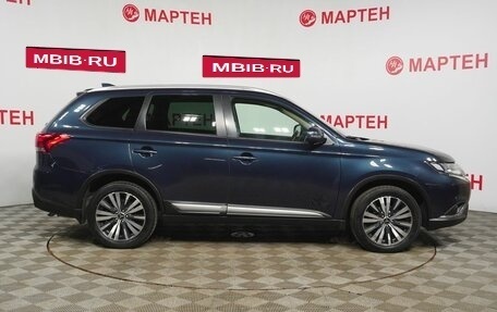 Mitsubishi Outlander III рестайлинг 3, 2020 год, 1 789 000 рублей, 4 фотография