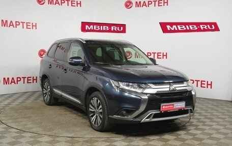 Mitsubishi Outlander III рестайлинг 3, 2020 год, 1 789 000 рублей, 3 фотография